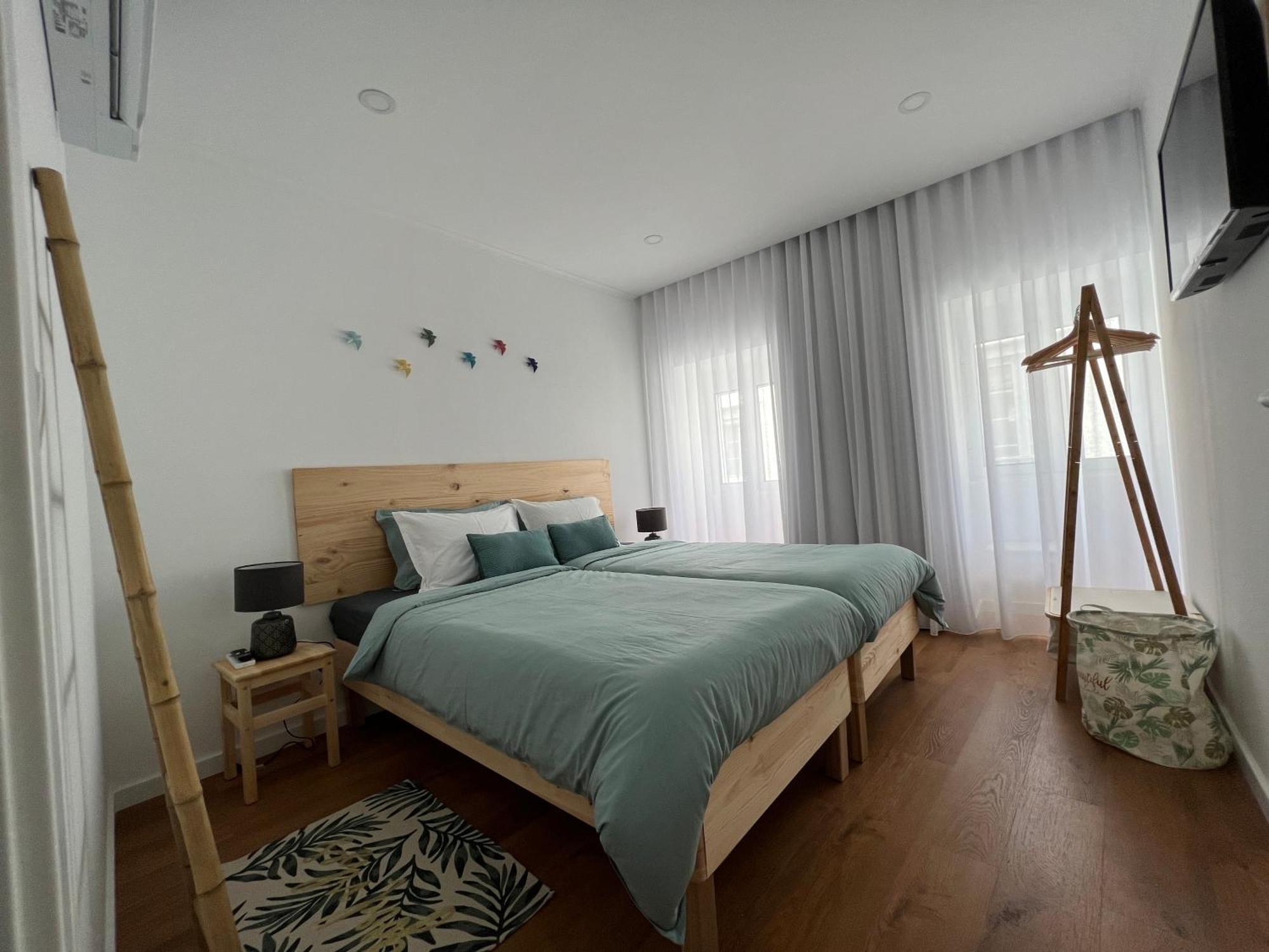 Urban 41 Guest House 蓬塔德尔加达 外观 照片